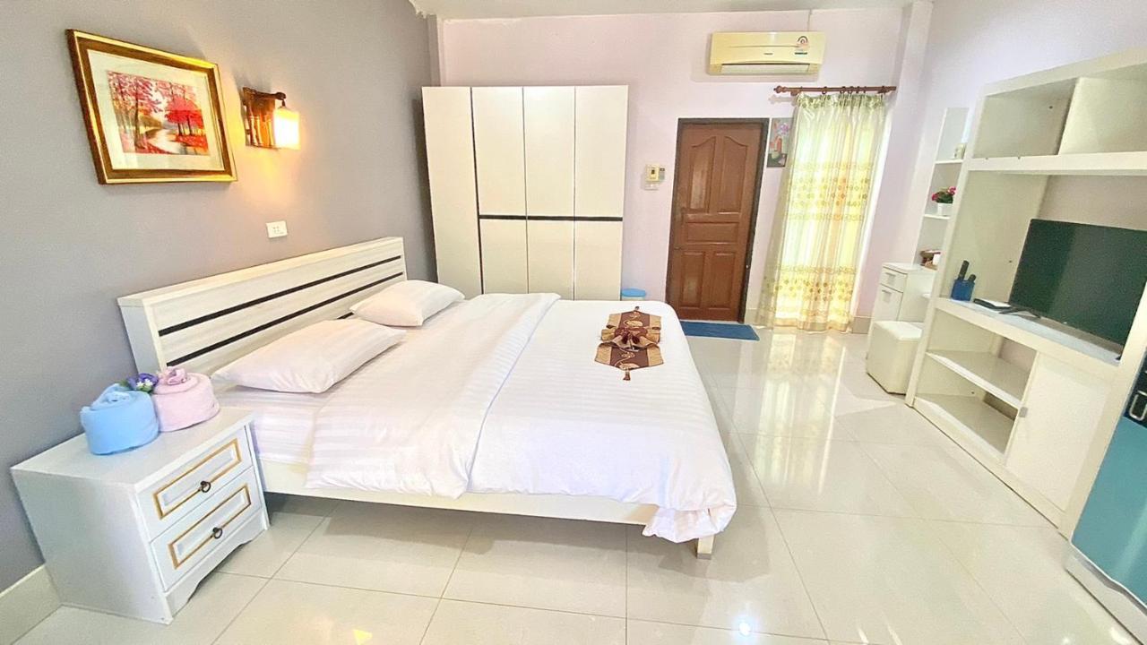 Pennaung Resort Bueng Kan Exteriör bild